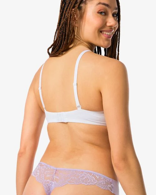 string femme en dentelle lilas