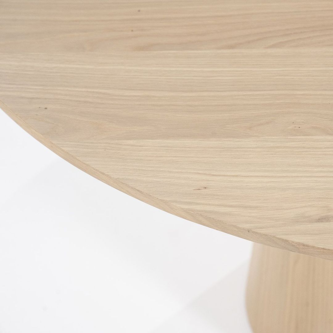 Eleonora   Nola Rond Eettafel