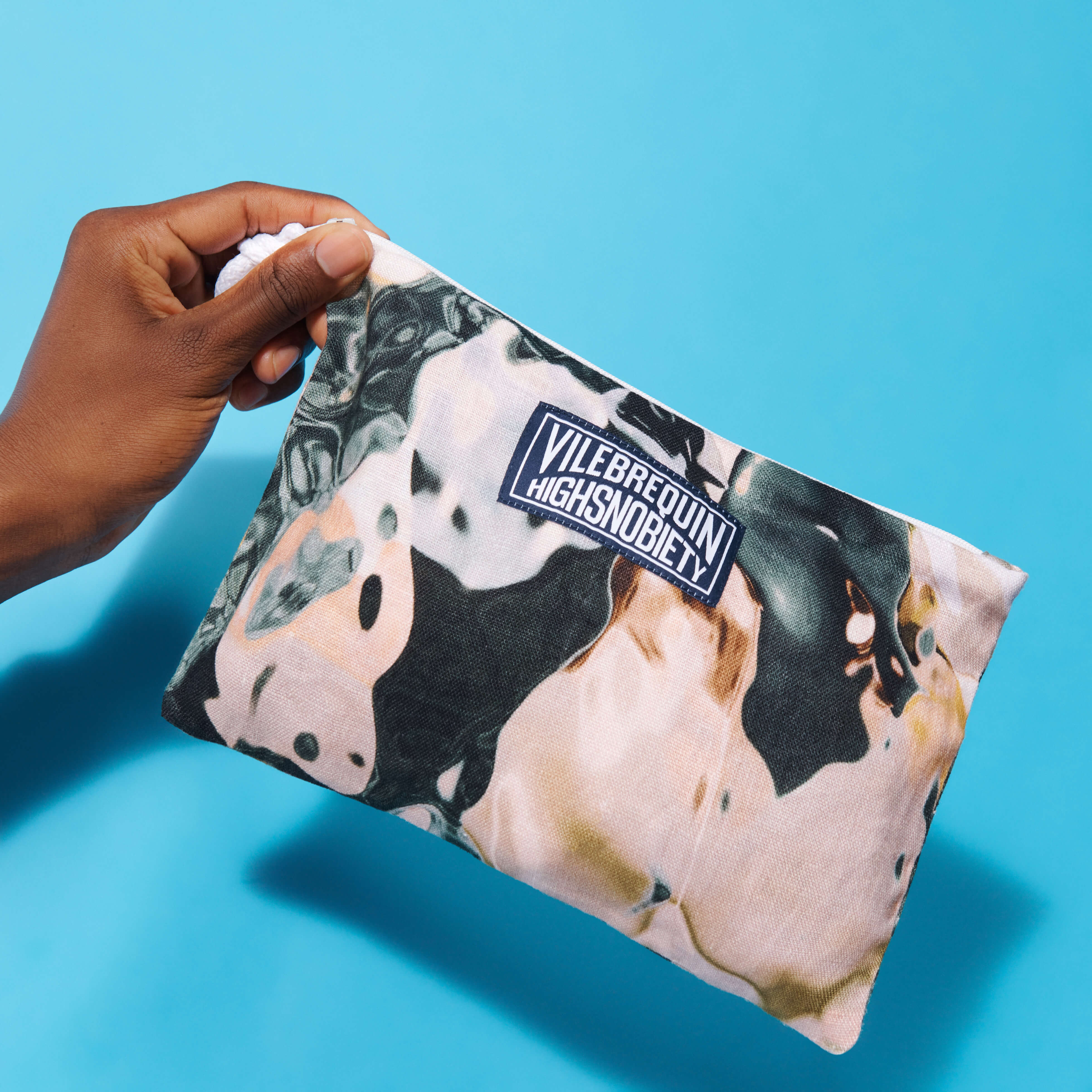 Trousse de plage écoresponsable en lin Distortive water - Vilebrequin x Highsnobiety | Site Vilebrequin | PKXZ0U51