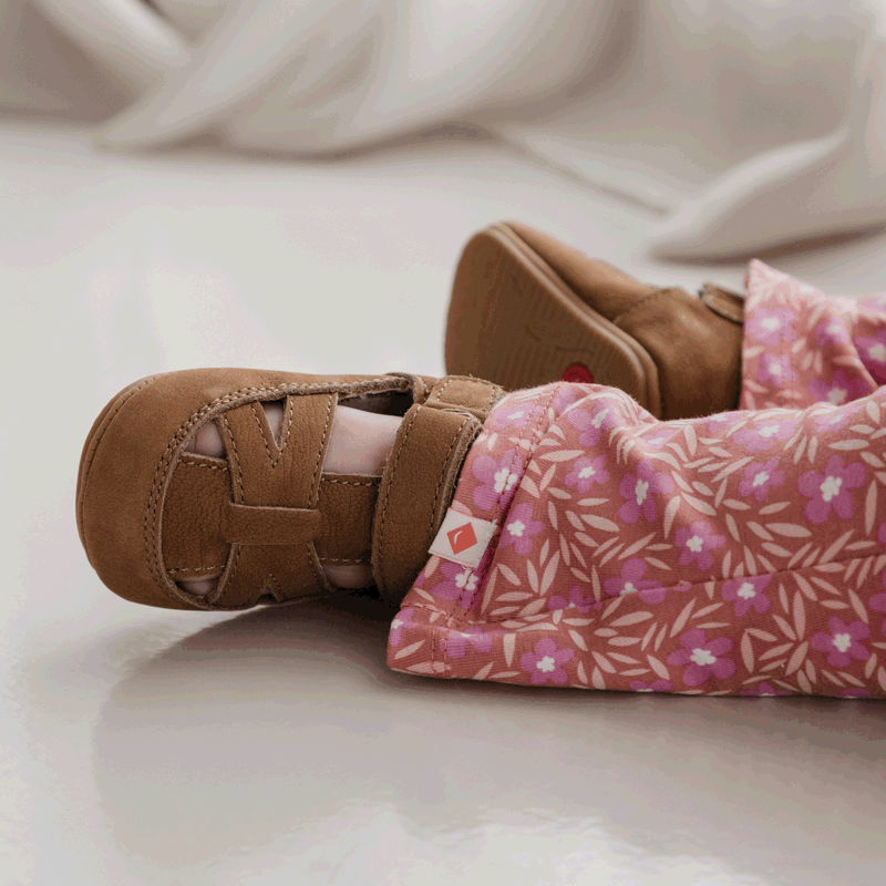 Shoesme cognac BABY-PROOF® open schoentje Microleer | Uni schoenen
