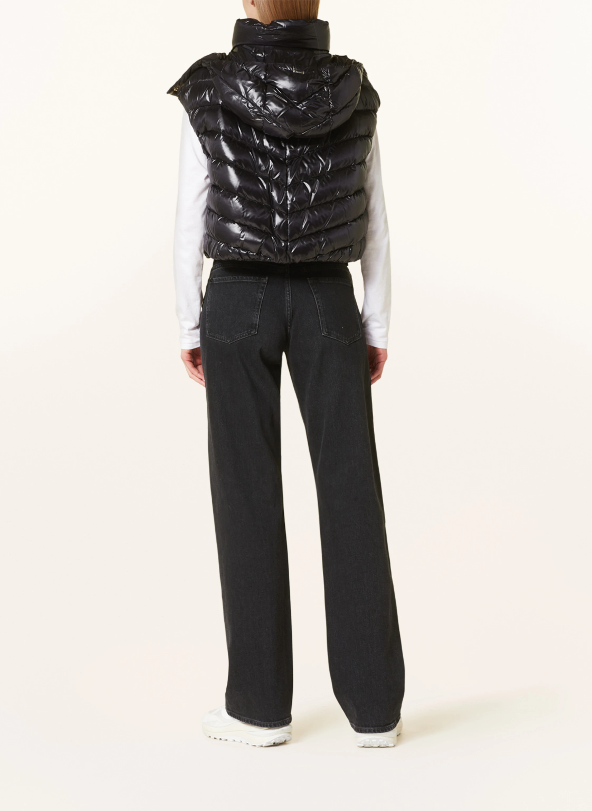 HERNO Cropped-Daunenweste mit abnehmbarer Kapuze