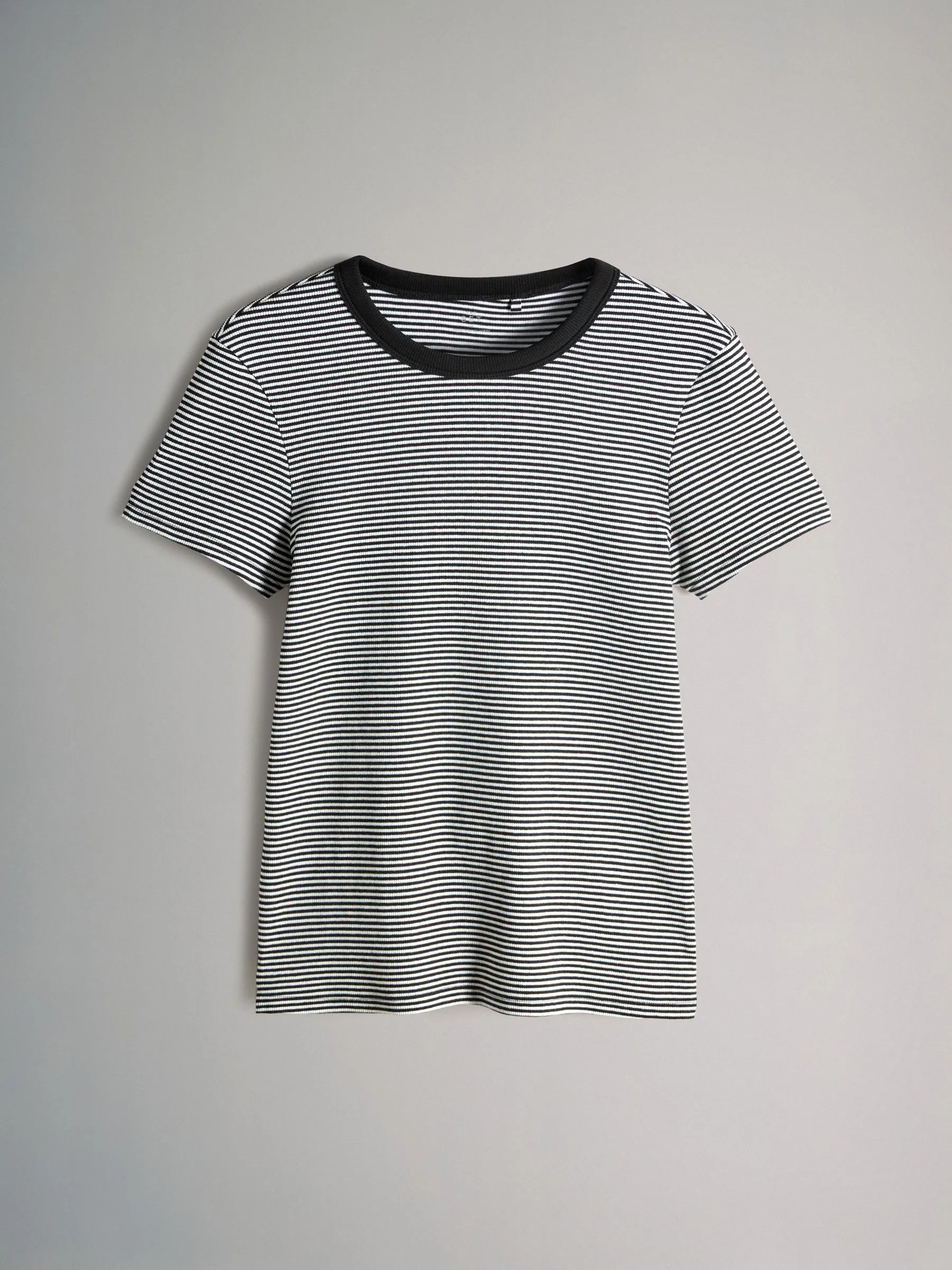 Zwart/Wit/Strepen/grijs - The Set - 4 Geribbelde T-shirts met korte mouwen