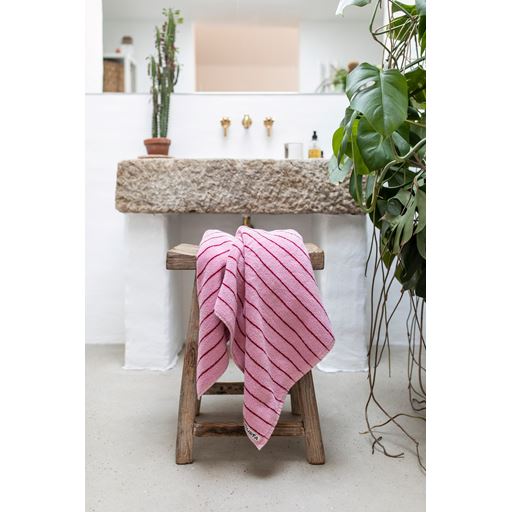 Bongusta Naram Håndklæde, Baby Pink & Ski Patrol Red, 70x140 cm