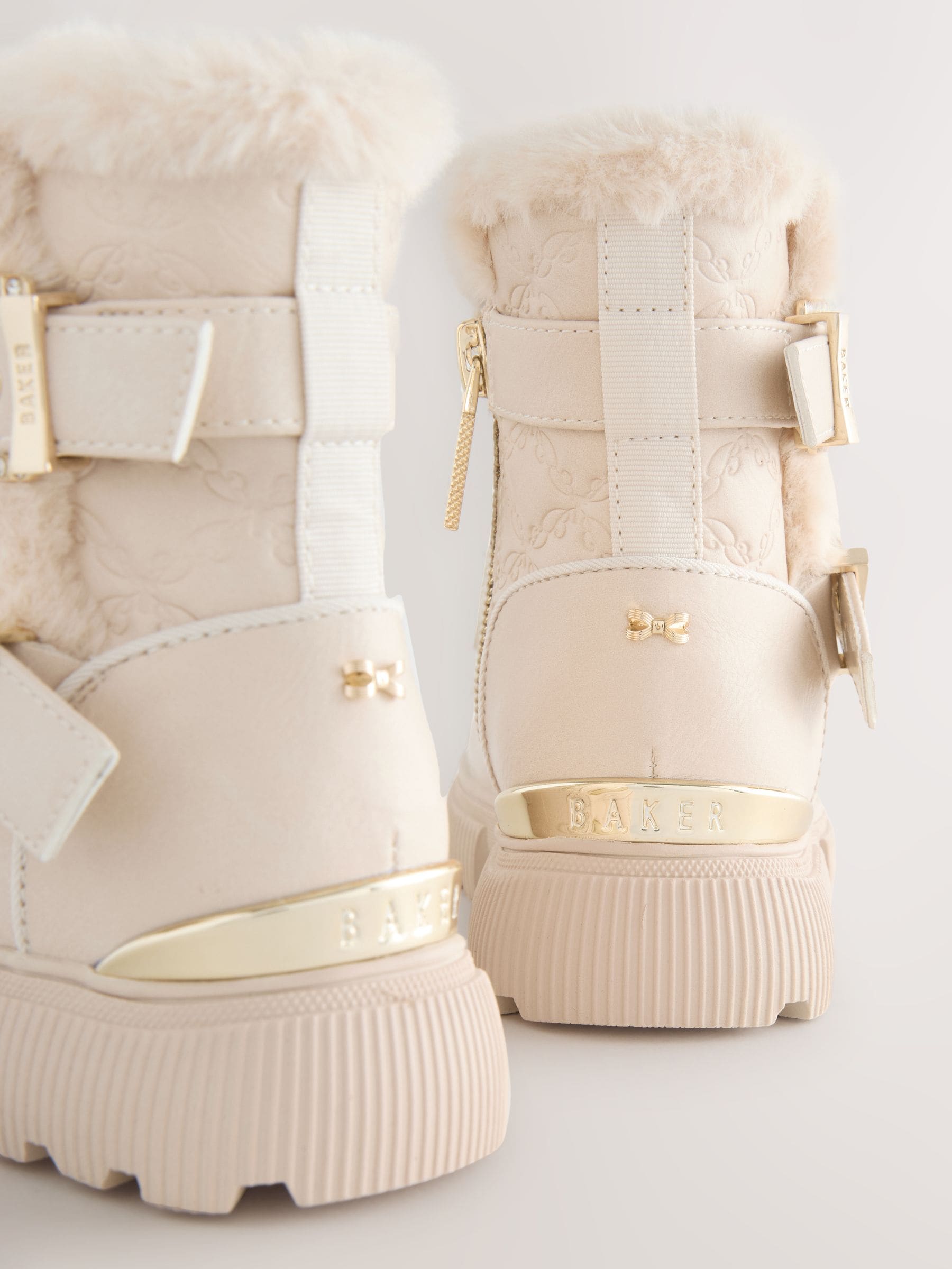 Gebroken wit - Baker by Ted Baker meisjeslaarzen met gesp en dikke zool en rand van imitatiebont