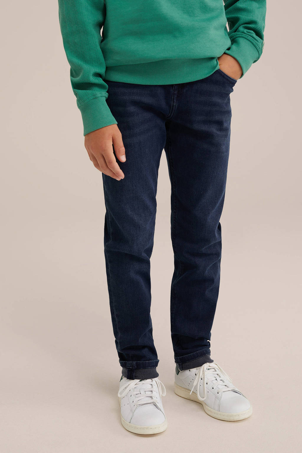 WE Fashion tapered fit jeans blue black denim