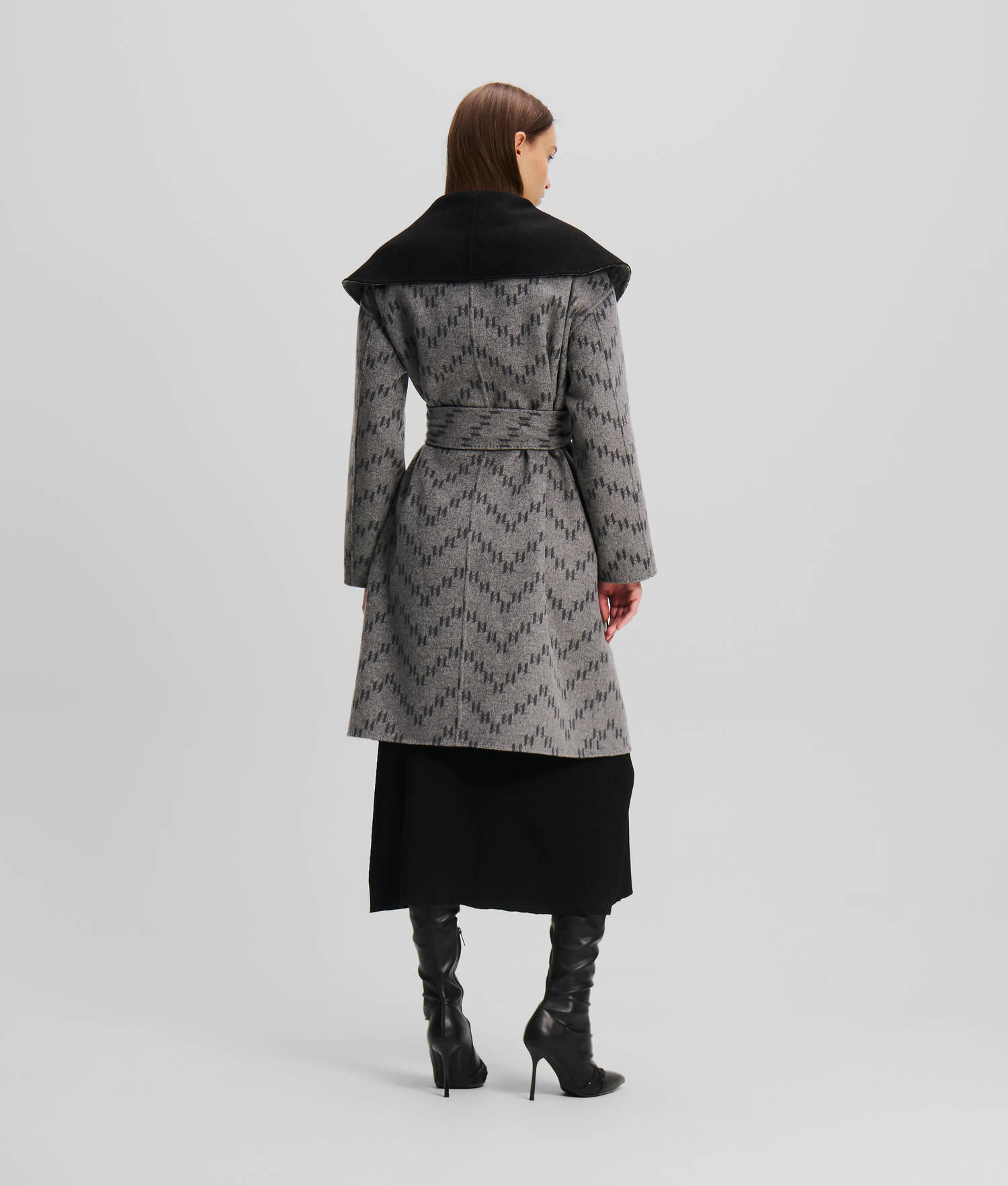 MANTEAU DOUX RÉVERSIBLE