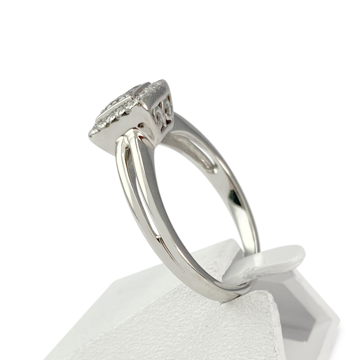 Bague d'occasion or 750 blanc diamants