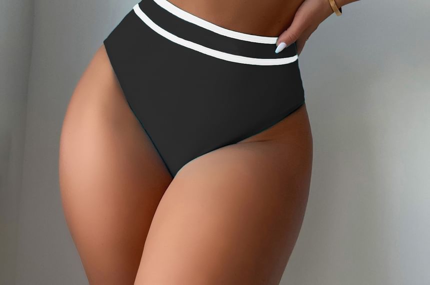 Serendo - Set: Tweekleurige bikinitop + broekje