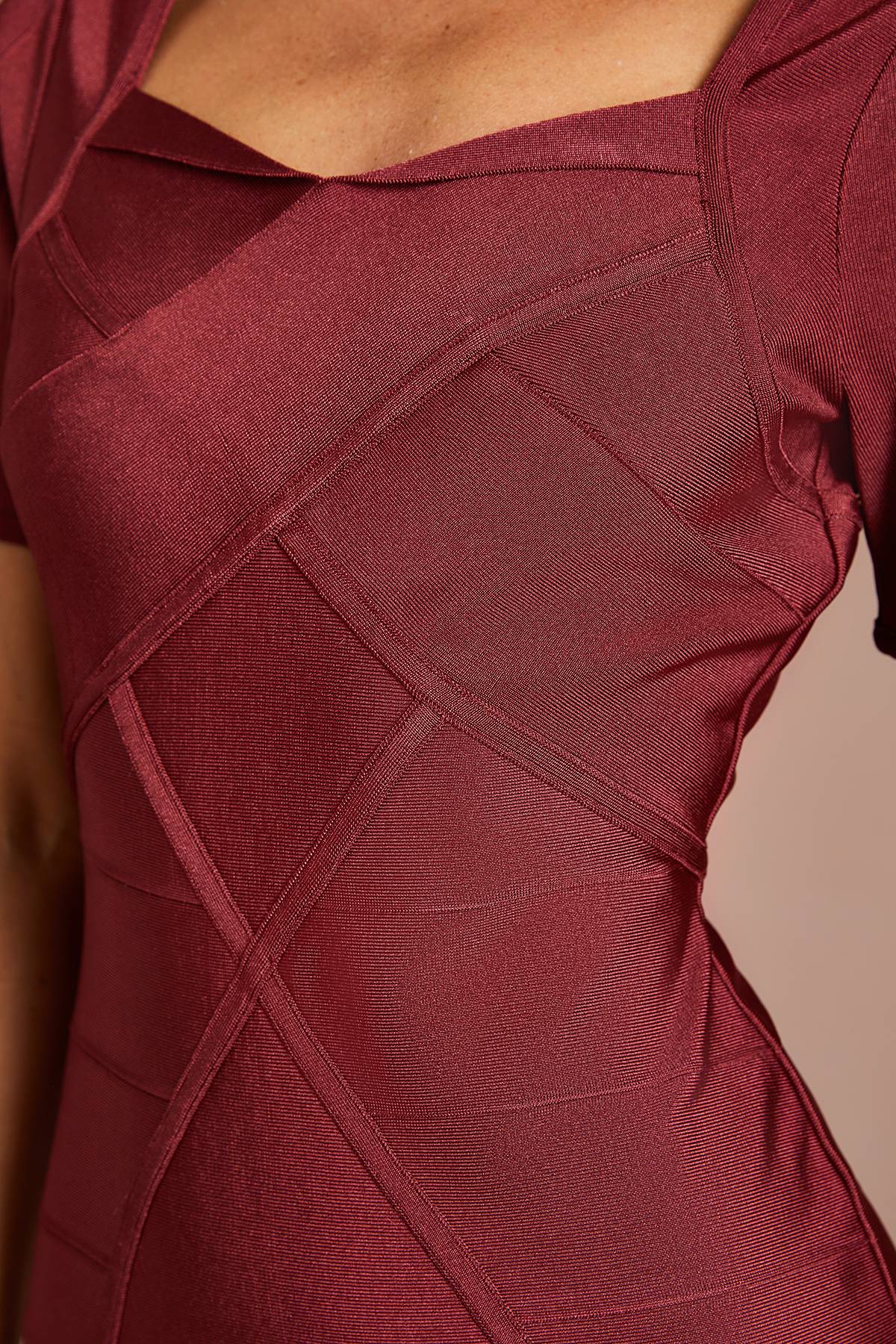 Coast Robe Midi Bandage À Manches Courtes