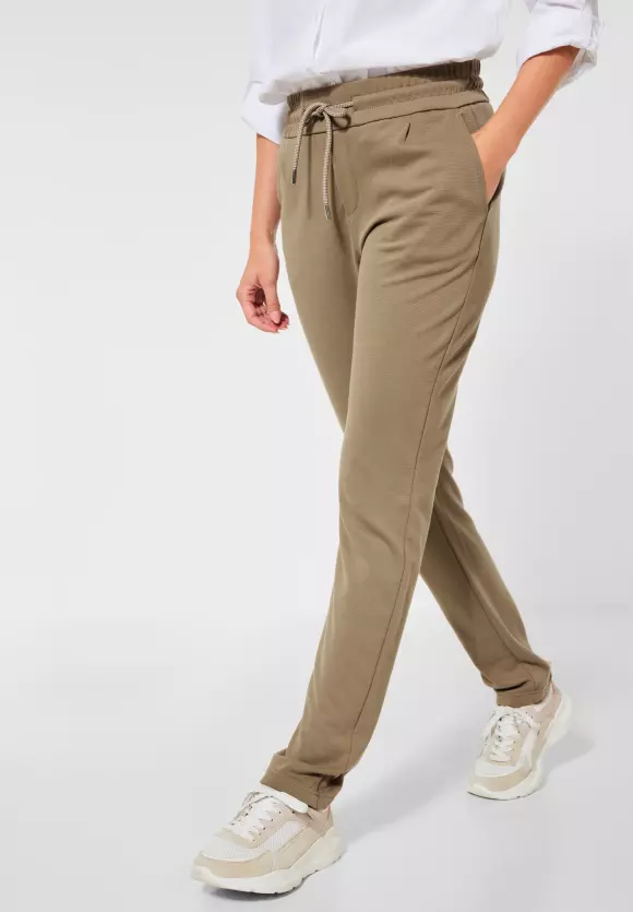 Loose Fit Hose in Unifarbe - nu sand