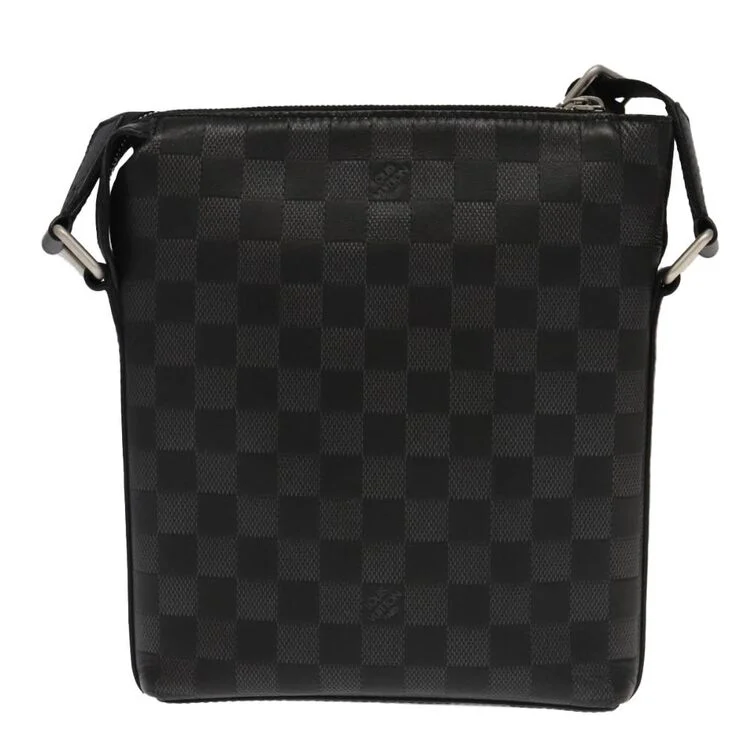 Louis Vuitton Vintage Louis Vuitton Shoulder Bags Black