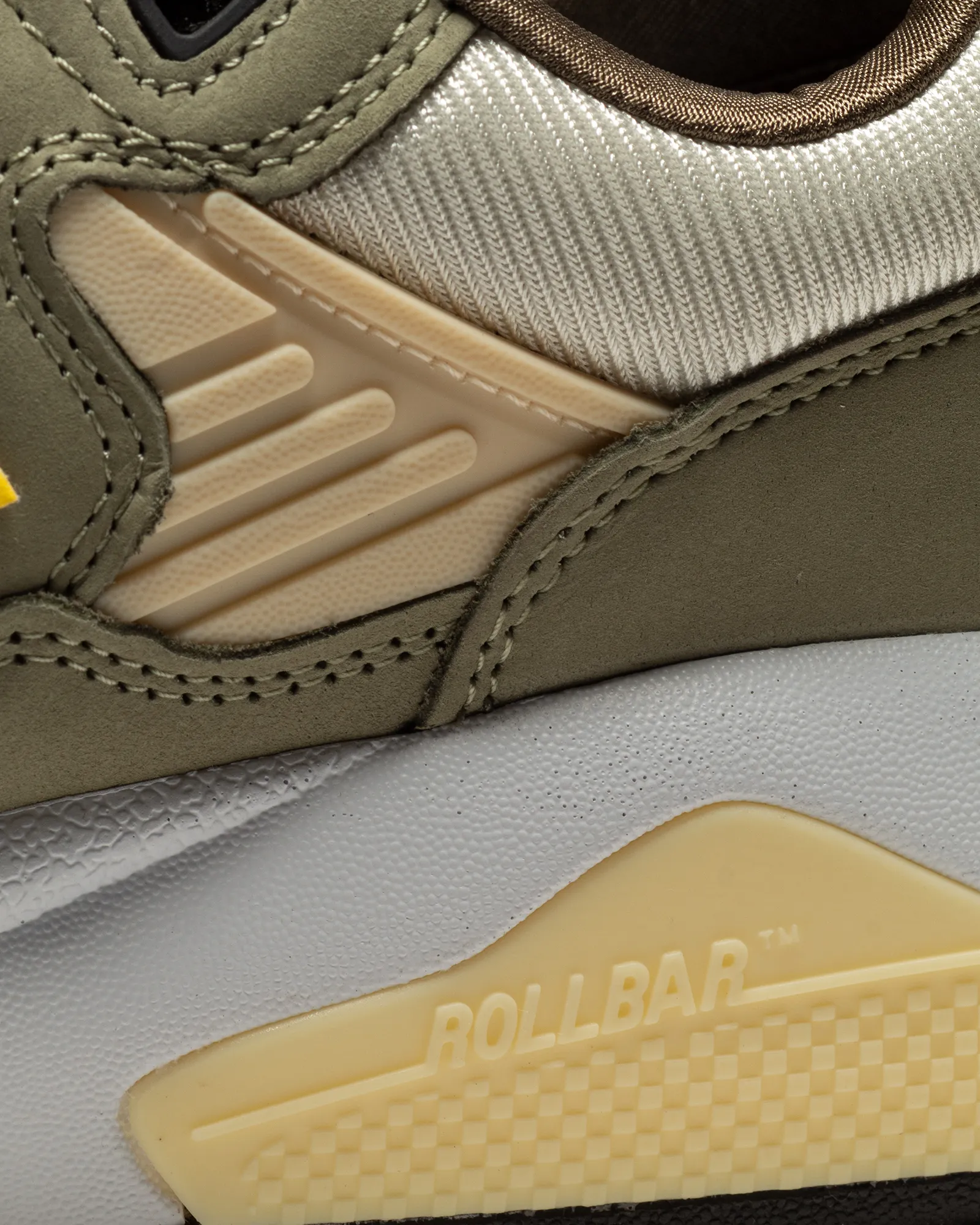 New Balance 580 AC