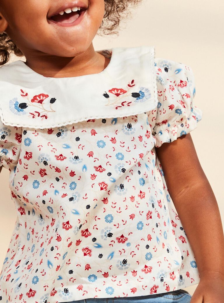 Blouse écru fleuri