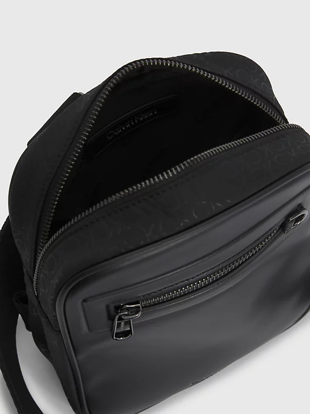 Bolsa de ombro pequena com logo para repórter