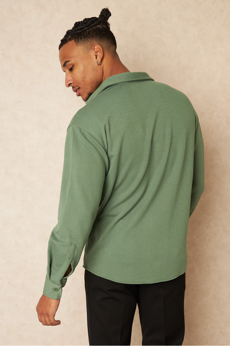 Chemise verte côtelée
