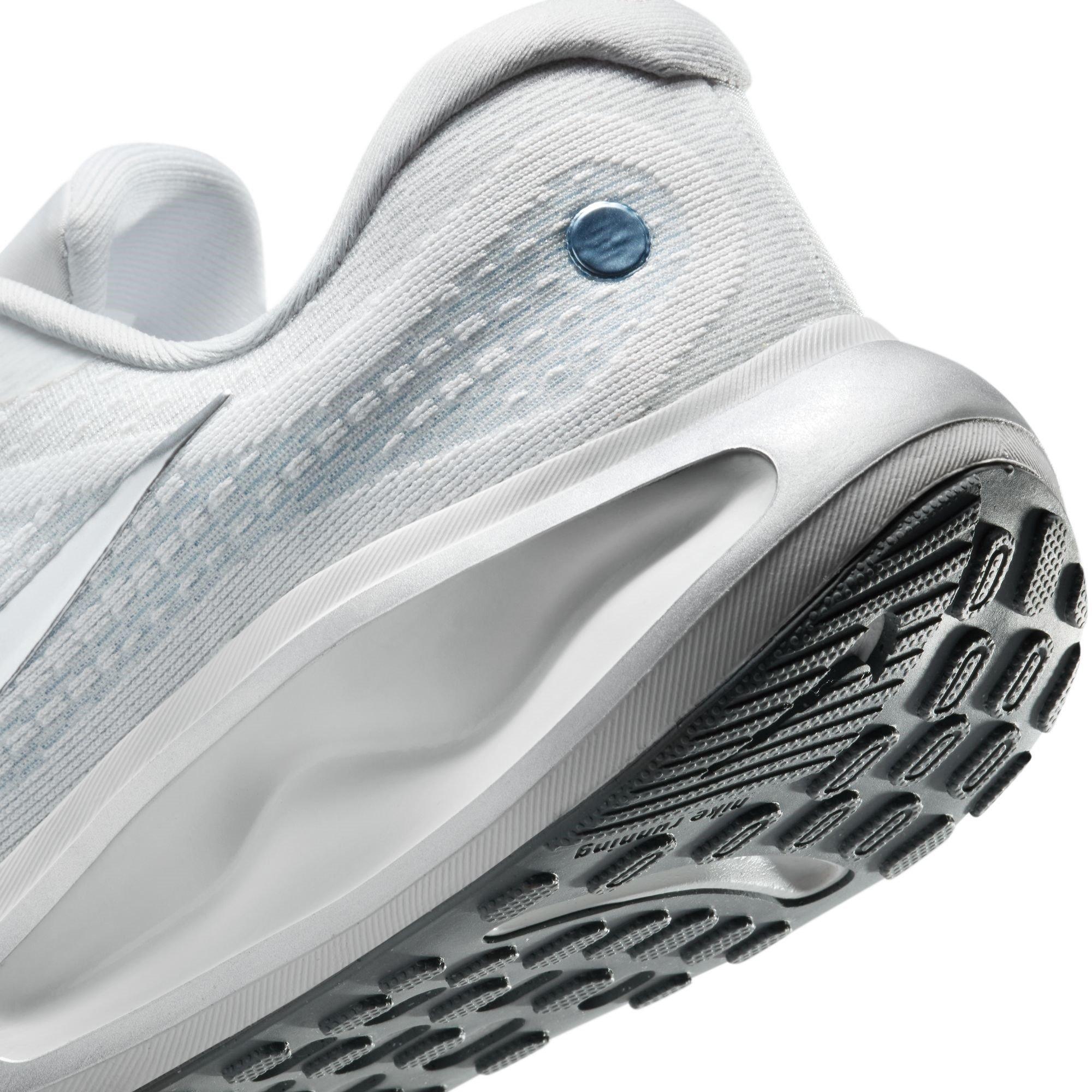 Nike Journey Run Womens Road Running Shoes