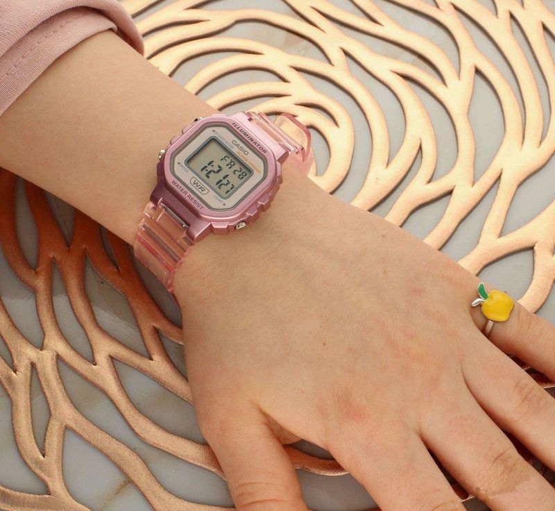 Casio - LA-20WHS-4AEF - Digitale Horloge - Grijs - Roestvrij Staal en Hars