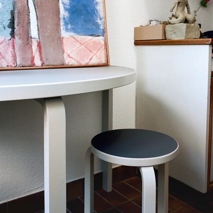 Artek - 95 Tisch, Birke / schwarz
