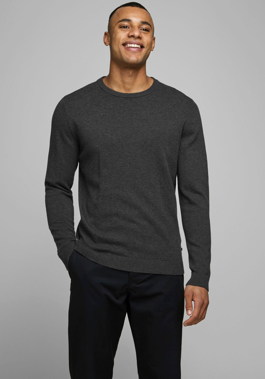 Jack & Jones Rundhalspullover »JJEBASIC mit Rundhals, ideal für Job und Freizeit«, unifarben, modisch, slim fit, Baumwolle, Rundhals