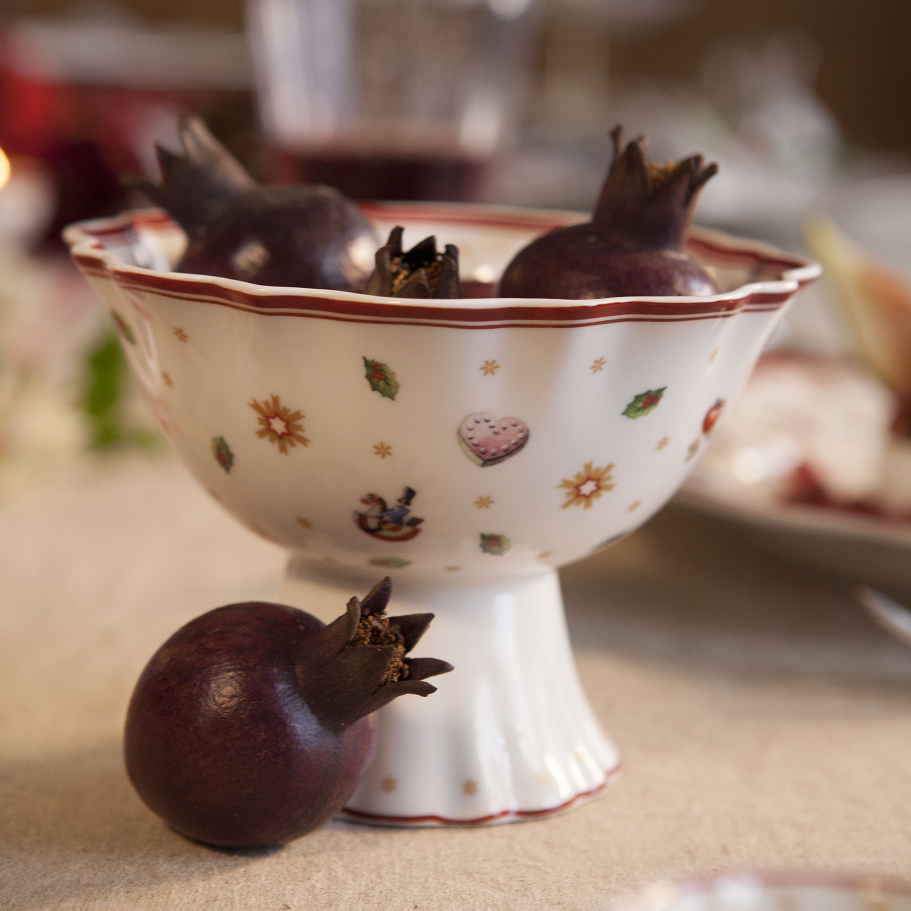 Toy's Delight Candy dish Red, 11.2 oz, Premium Porcelain