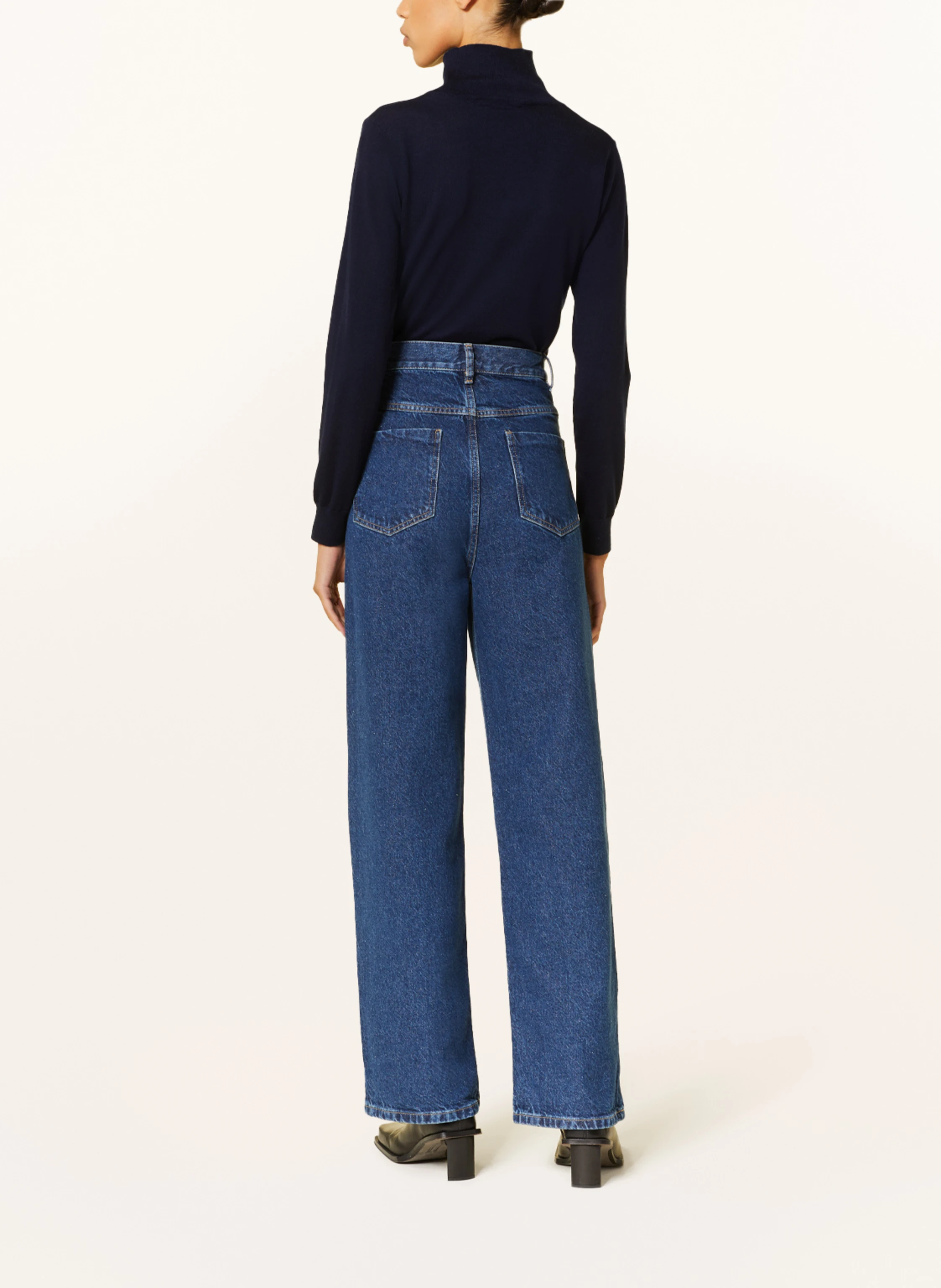 MRS & HUGS Straight Jeans
