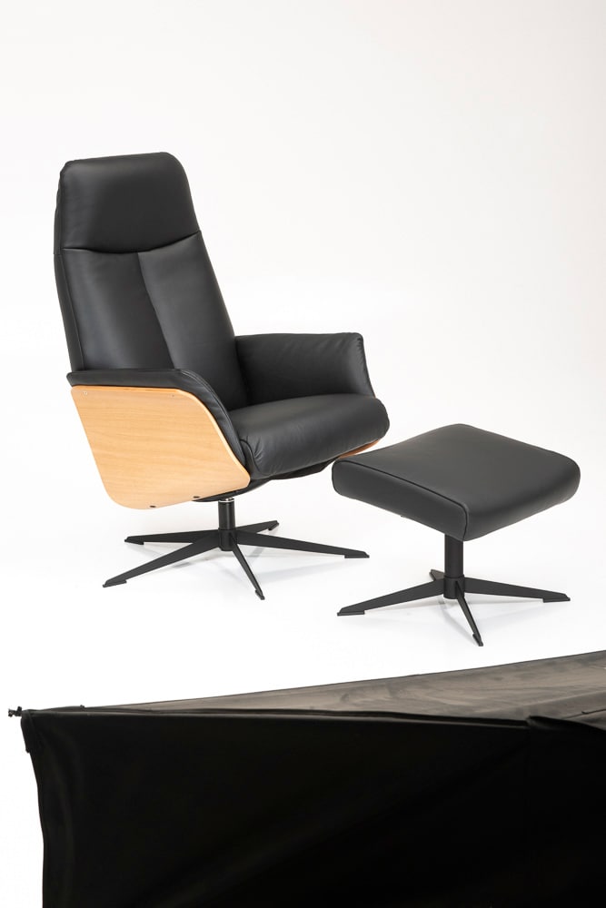 CASAVANTI Ledersessel mit Hocker SOLEDA 2-teilig schwarz /Eiche