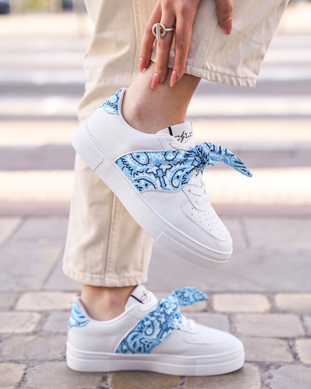 Basket femme bandana bleue à lacets - CL11 BLUE