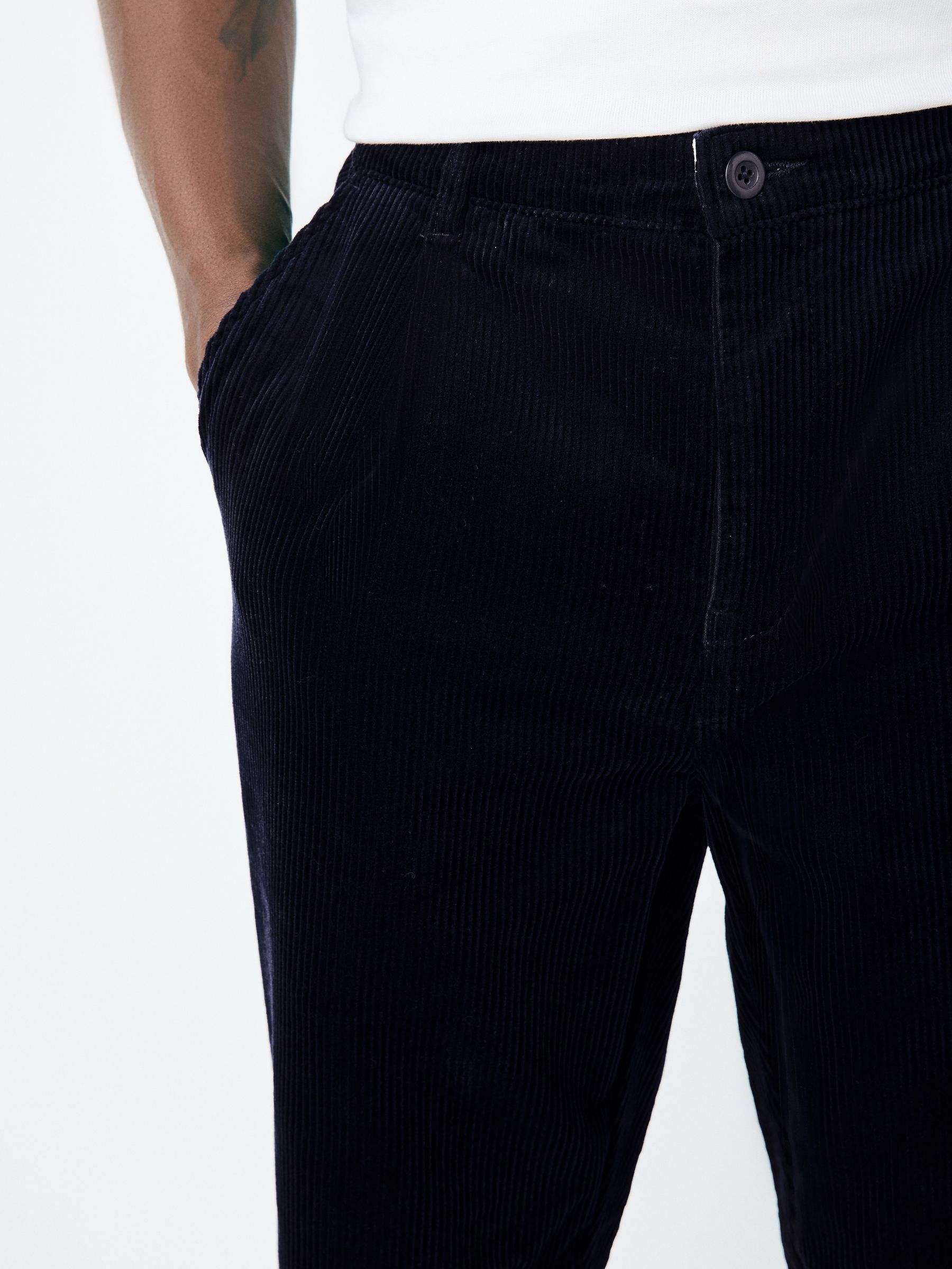 Marineblauw - Standaard toelopende pasvorm - Corduroy Single Pleated Trousers