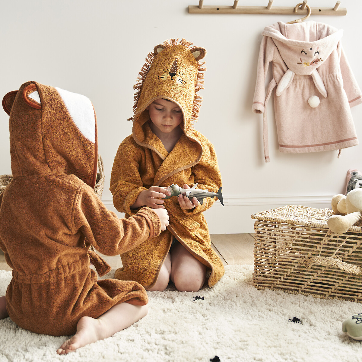 LA REDOUTE INTERIEURS<br>Roupão de banho infantil com capuz em sarja de algodão orgânico