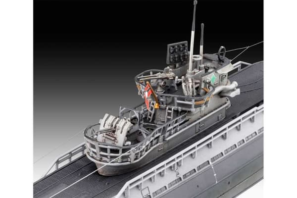 Revell Tysk ubåt type IX C/40 (U190) 1:144