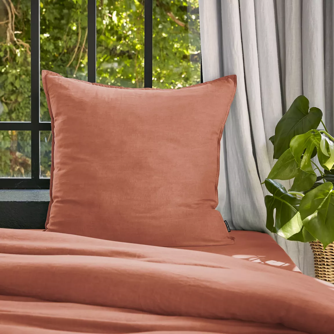 Taie d'oreiller carrée lyocell Tencel™ lavé (63 x 63 cm) Olivia Terracotta