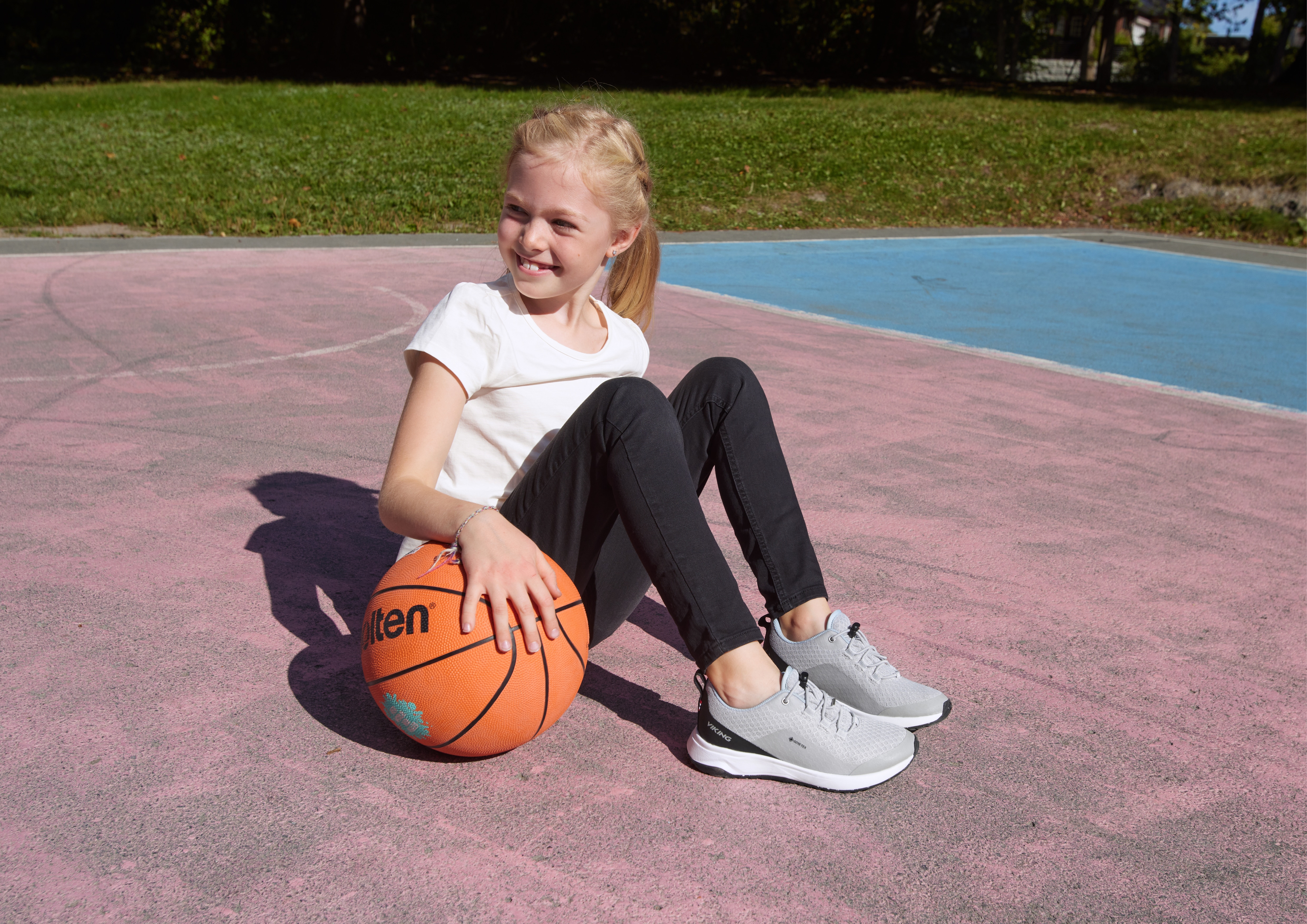 Viking Elevate Low F GTX<br>Fritidssko til junior med Gore-Tex