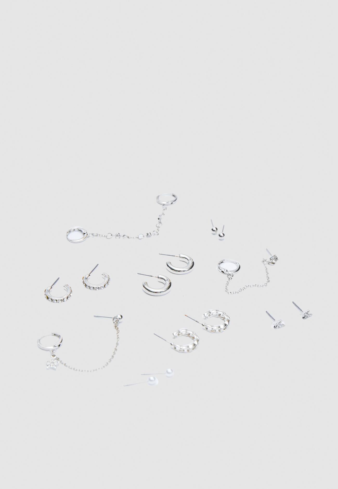 Conjunto de 9 brincos de argola e corrente com strass
