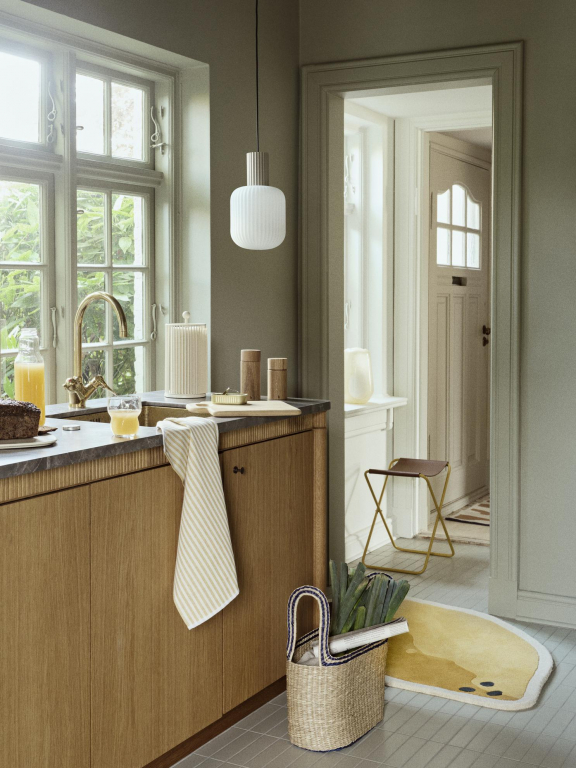 Broste Copenhagen Edda keukenrolhouder crown blue