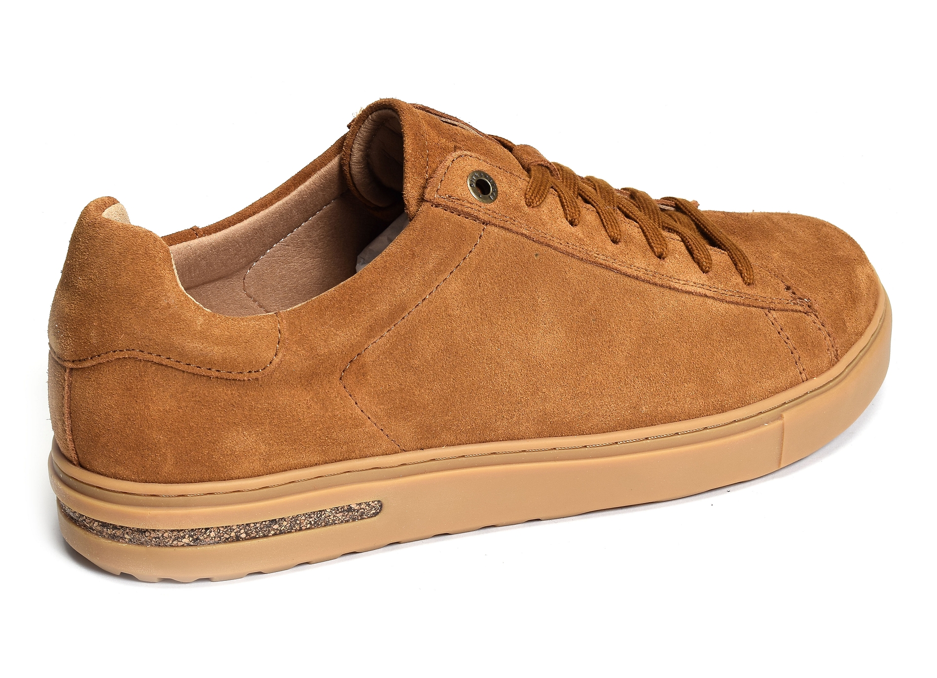 Bend low camel