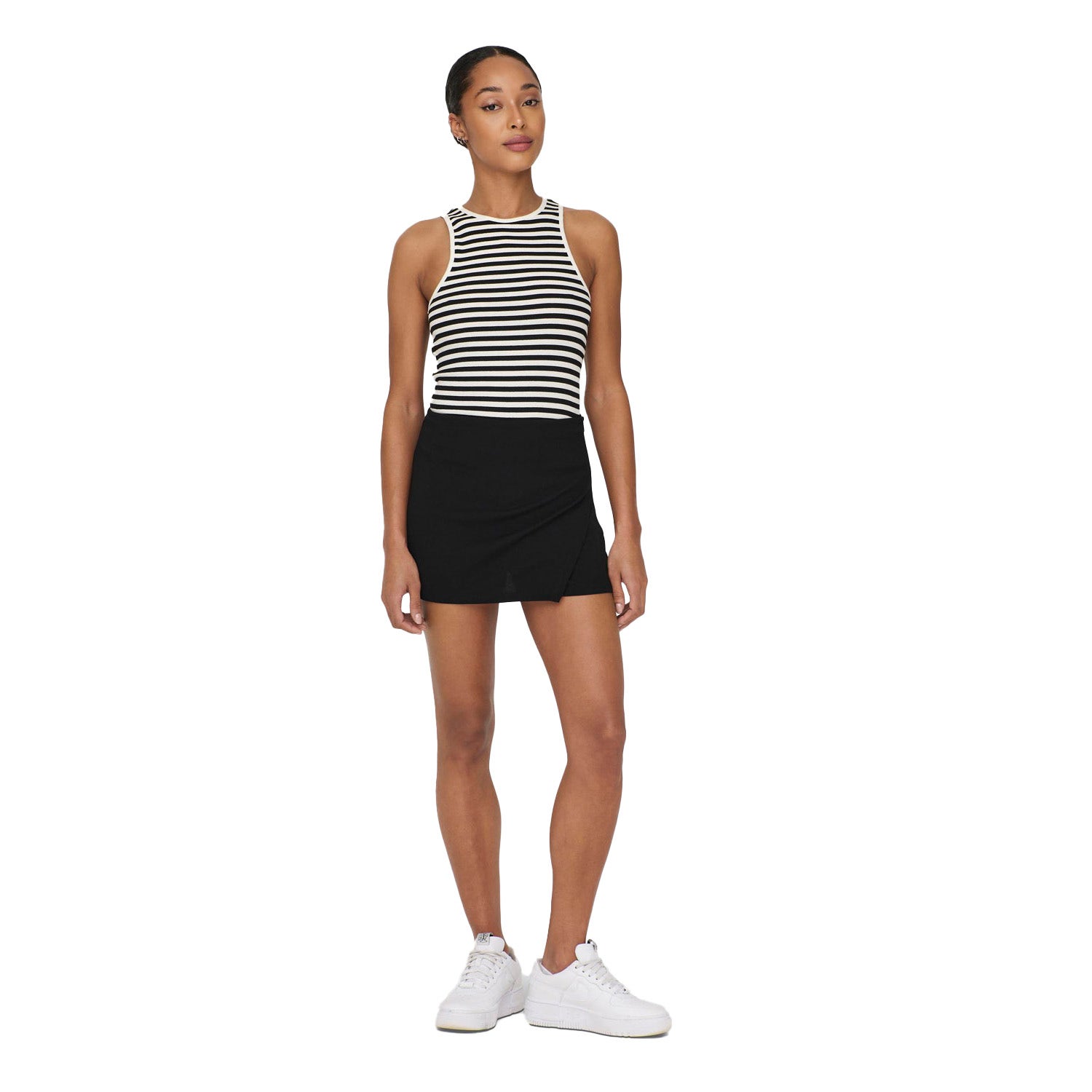 Jacqueline De Yong  Geggo Skorts