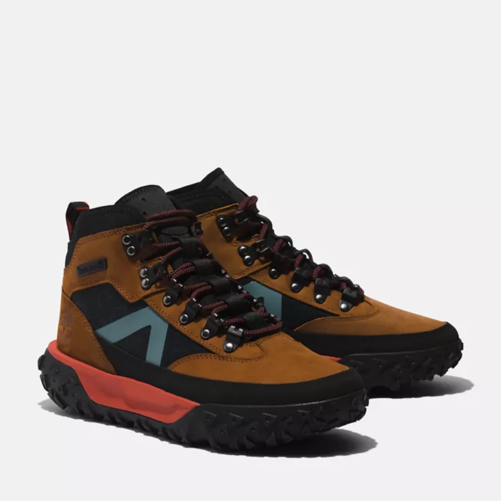 Bota de caminhada Greenstride Motion 6 para homens na cor marrom.