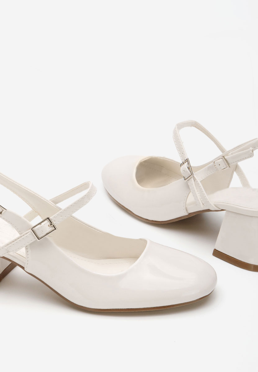 Chaussures vernies à talon épais blancs Korlia