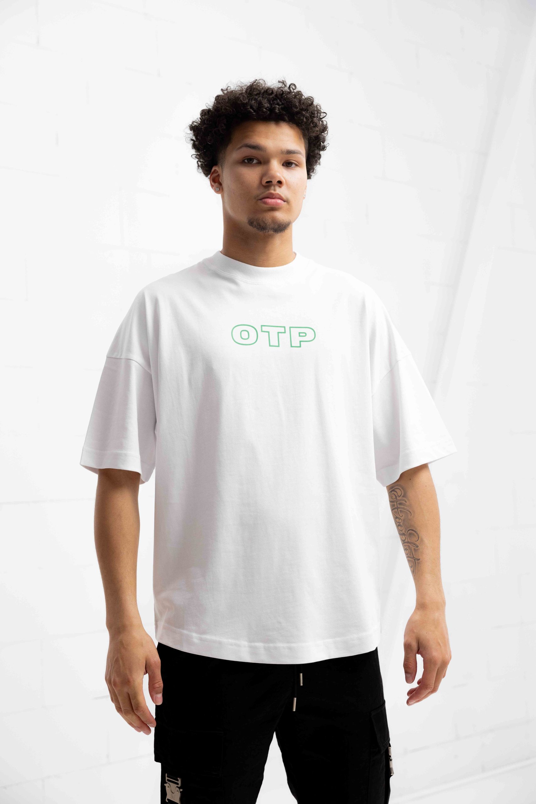 Off The Pitch OTP Oversized T-Shirt Unisex Wit
