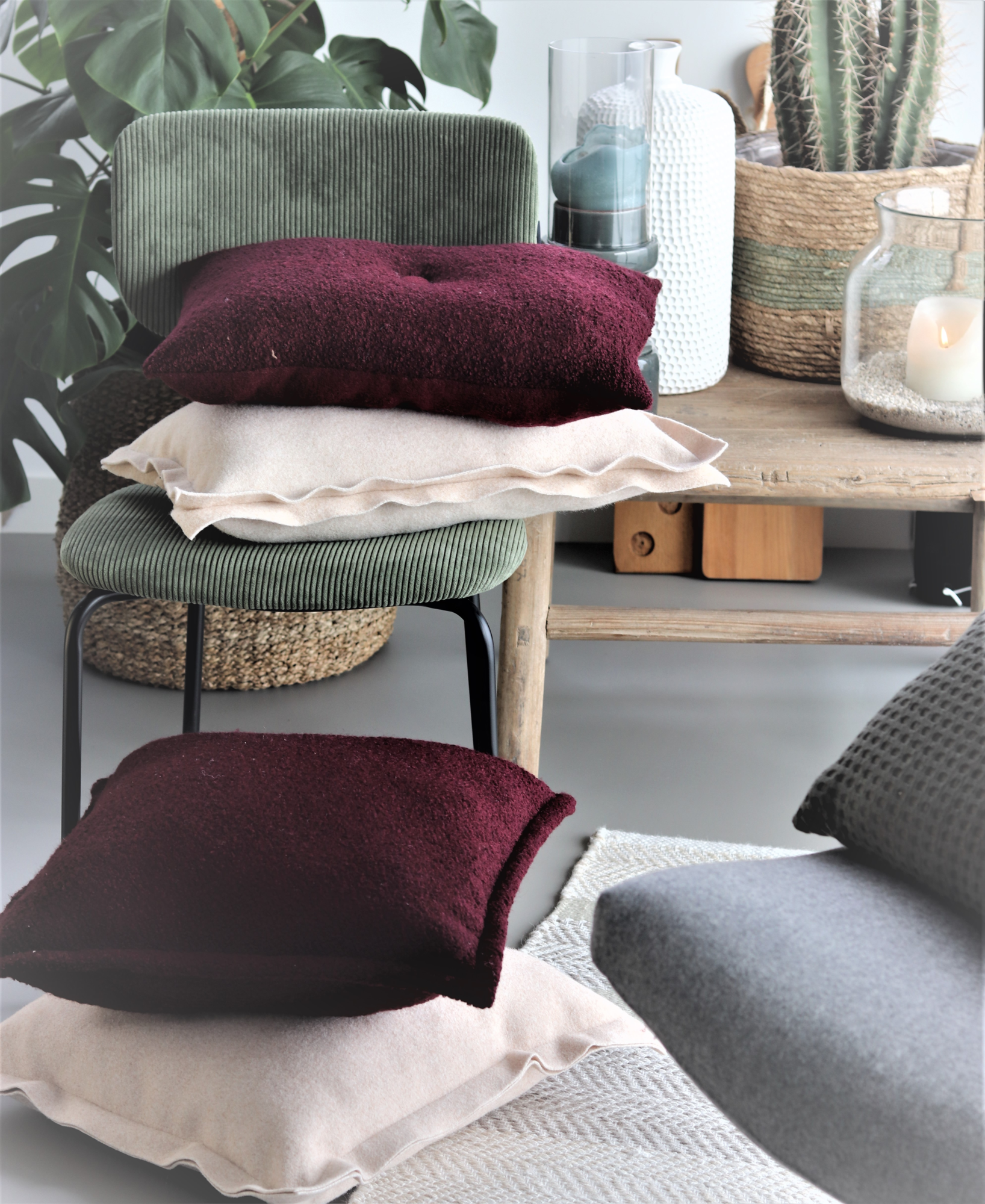Kussen teddy boucle bordeaux 55x55cm