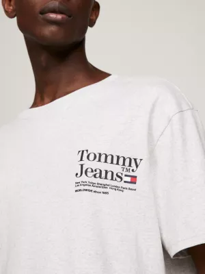 Camiseta moderna com logo nas costas