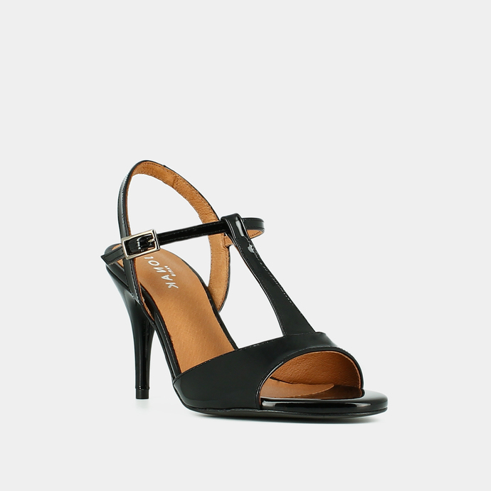 Sandales à talons fins  en cuir vernis noir