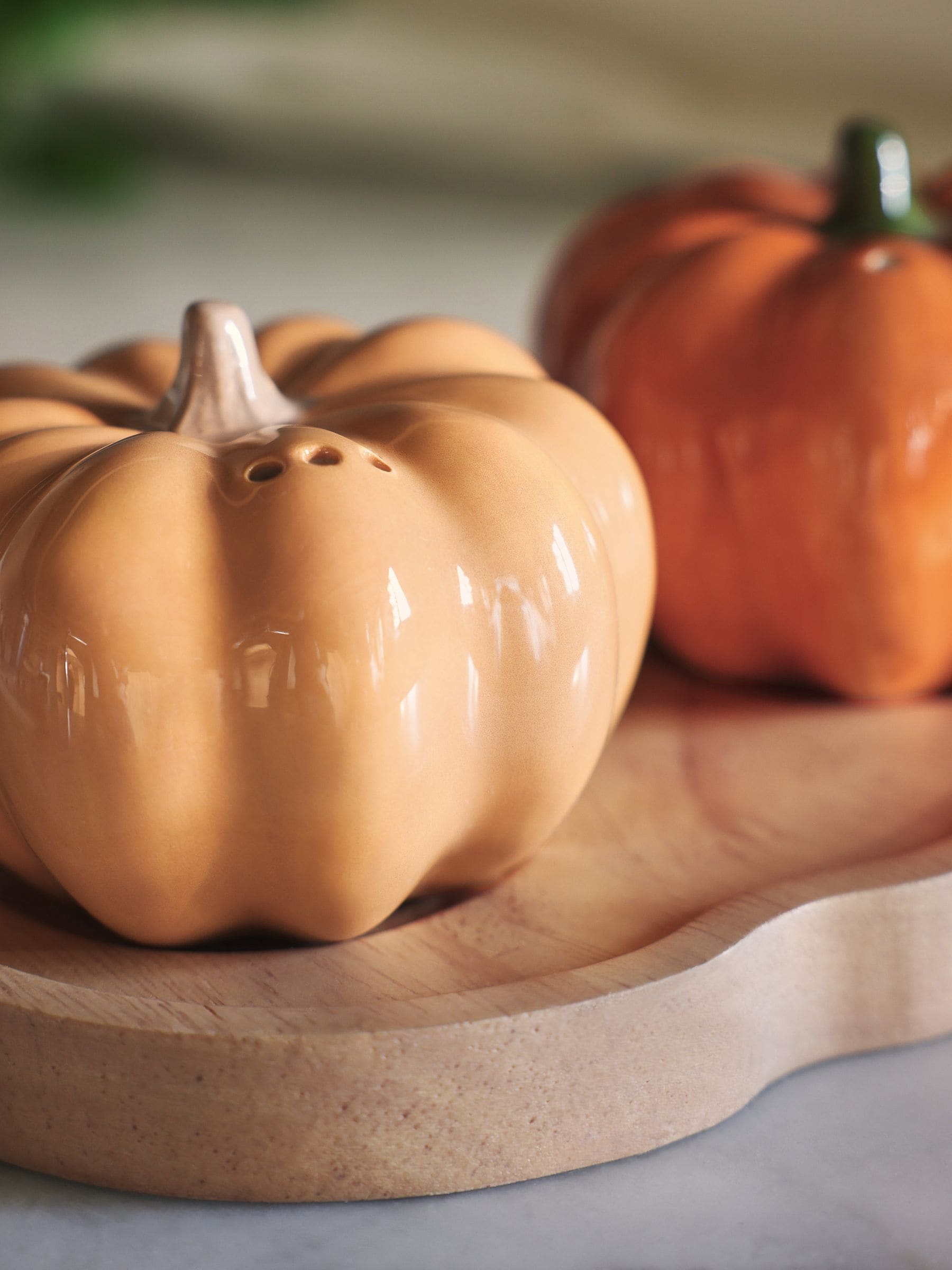 Pumpkin Salt and Pepper Shakers and Wooden Tray