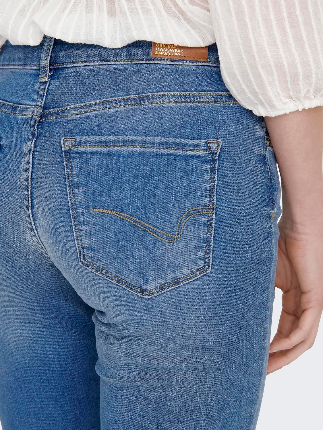ONLALICIA Mittlere Taille Gerade geschnitten Jeans Medium Blue Denim