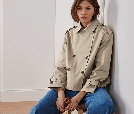 Kurzer Trenchcoat