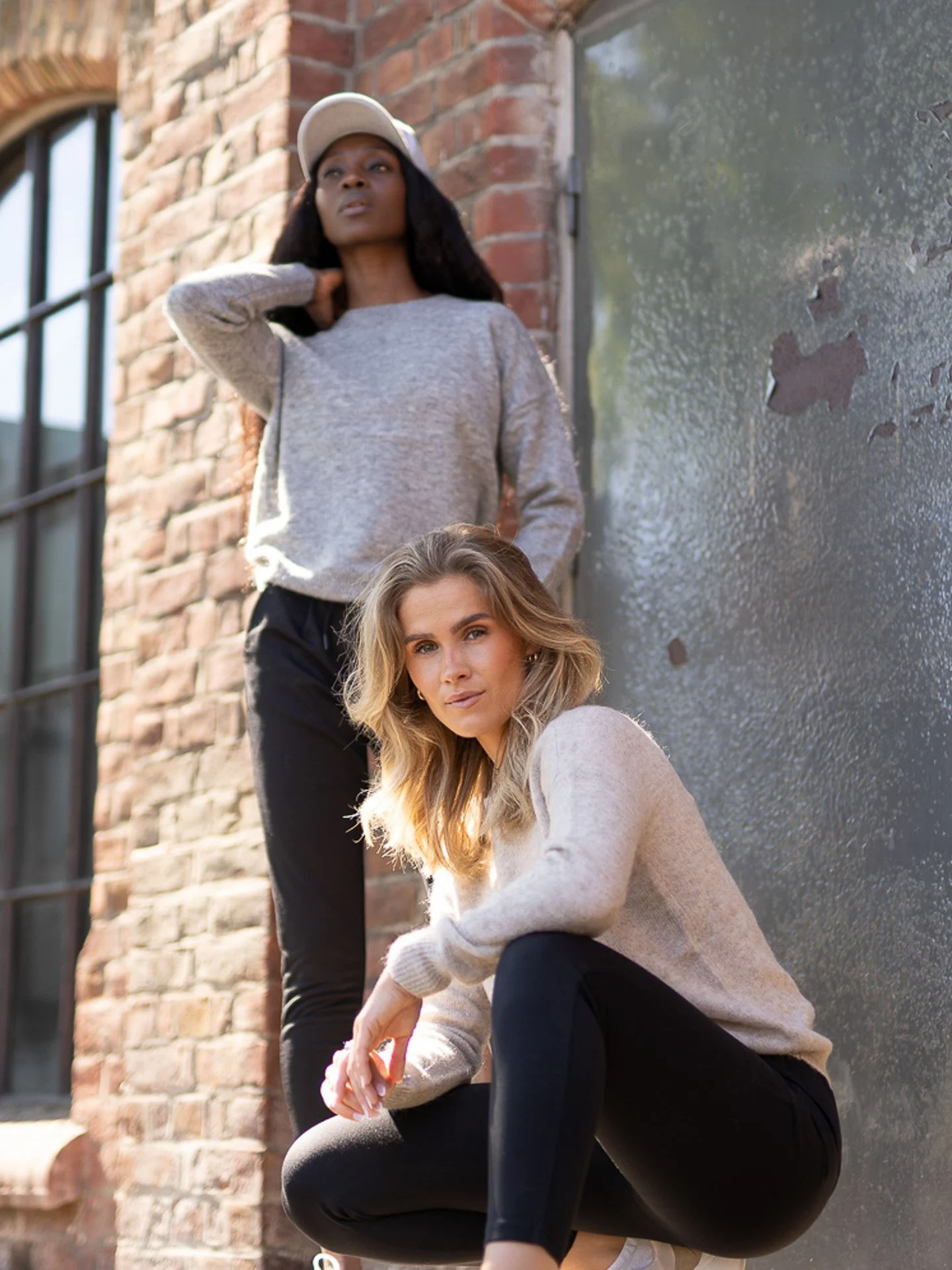 Femme Mohair O-Neck Pullover