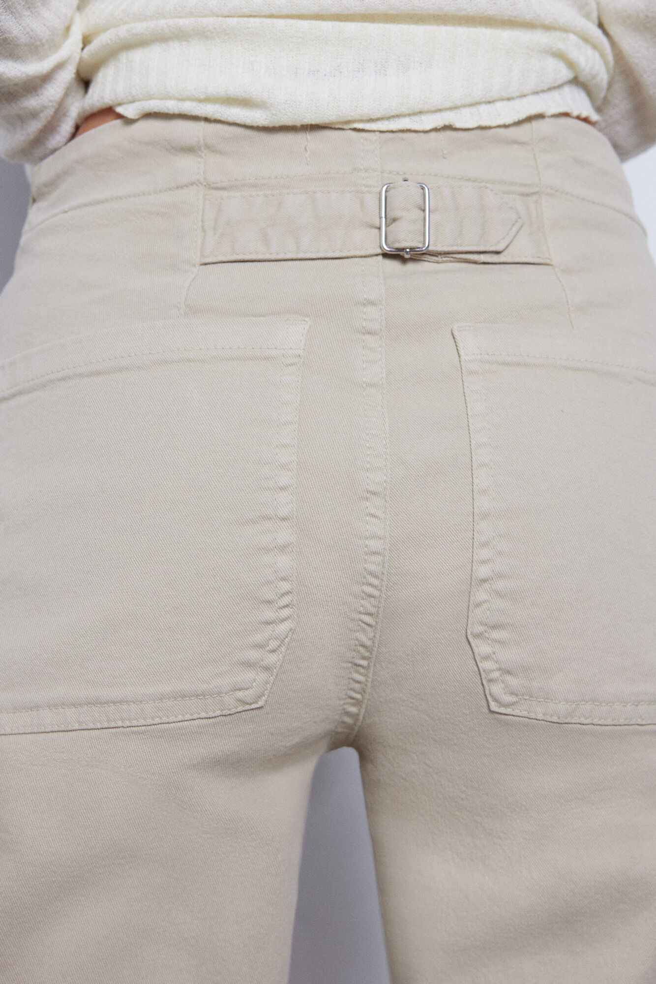 calça cargo de perna reta
