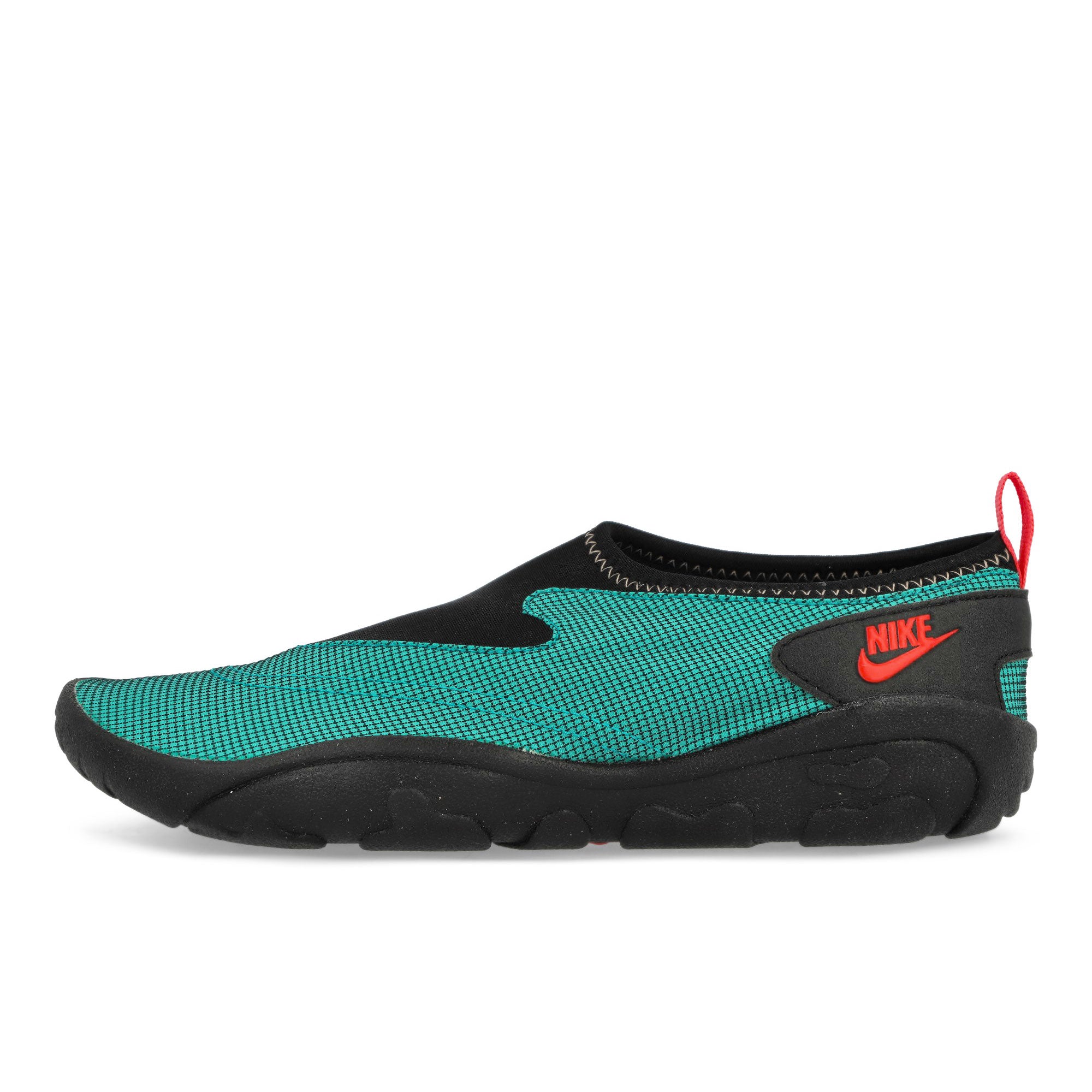 Nike<br>Aqua Turf