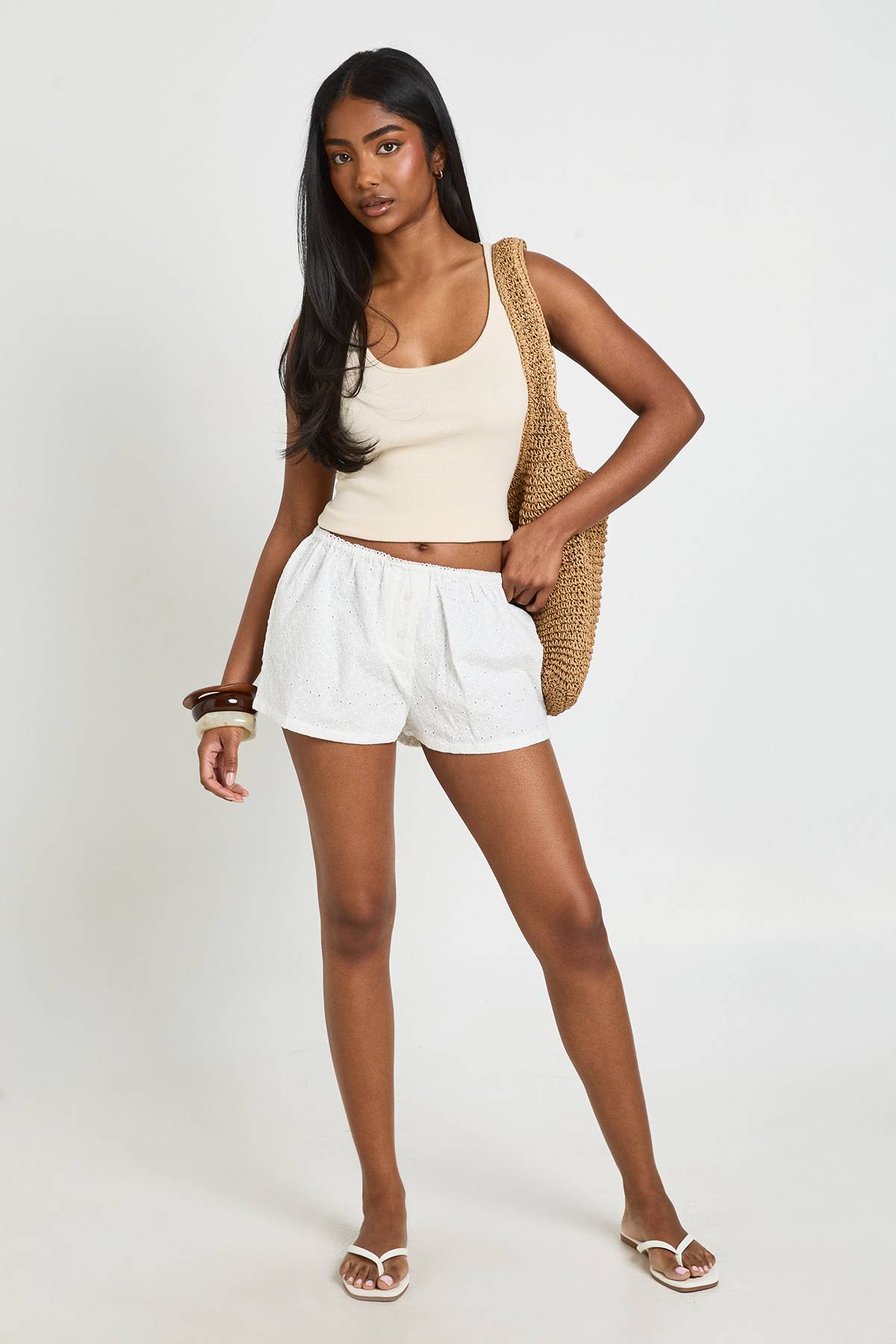 boohoo Short Taille Basse Broderie Anglaise