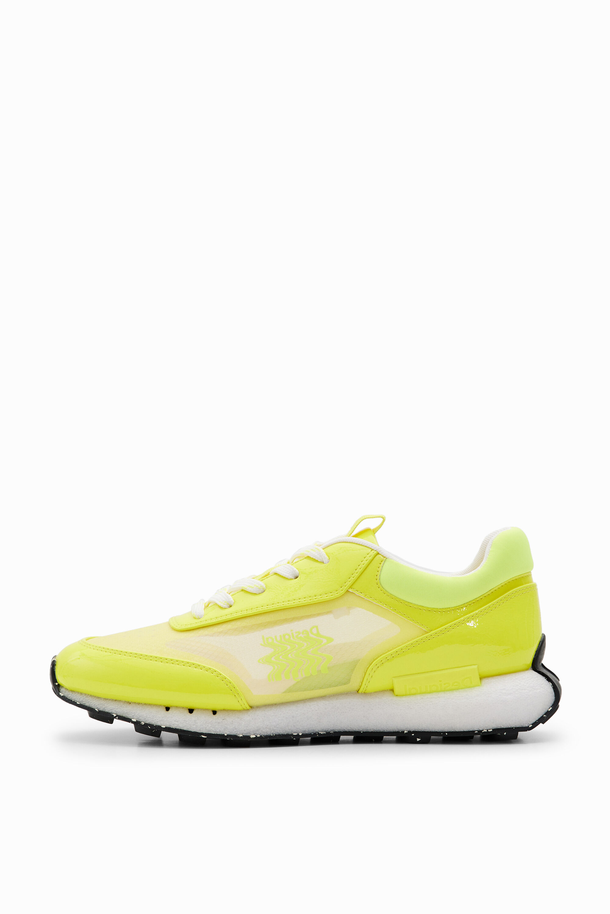Baskets de running transparences